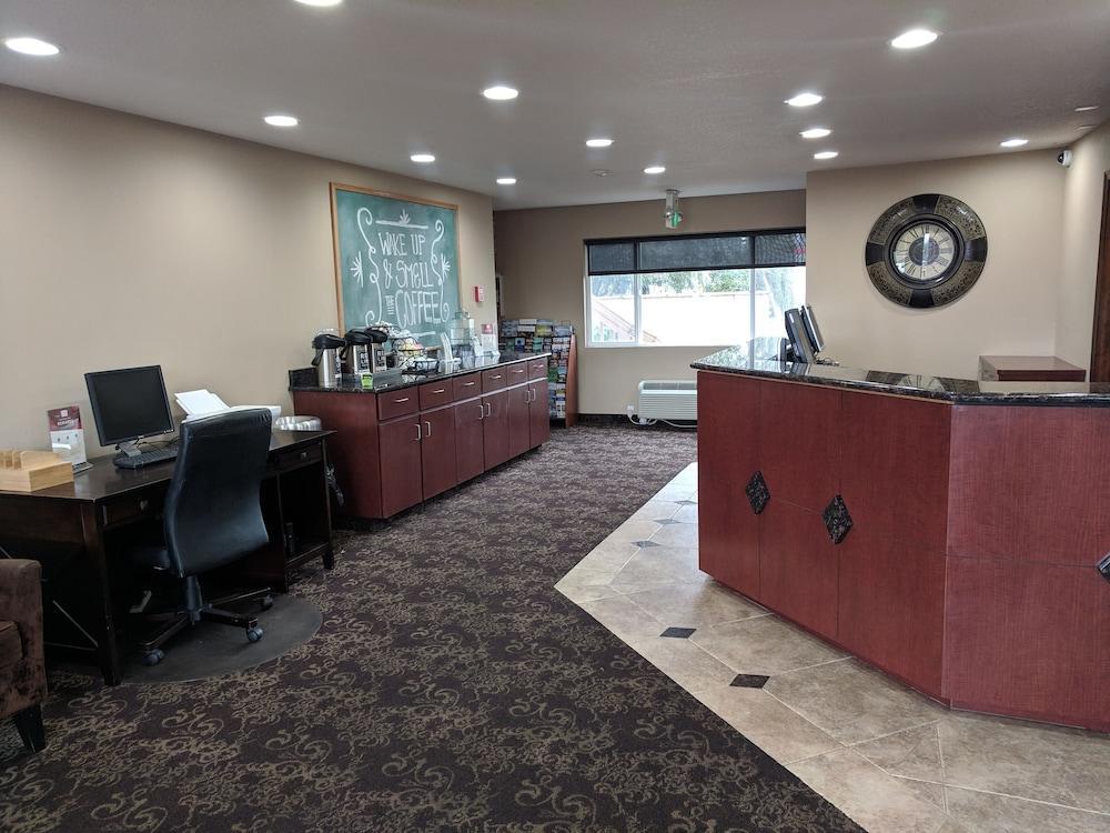 Red Lion Inn & Suites Ванкувер Экстерьер фото