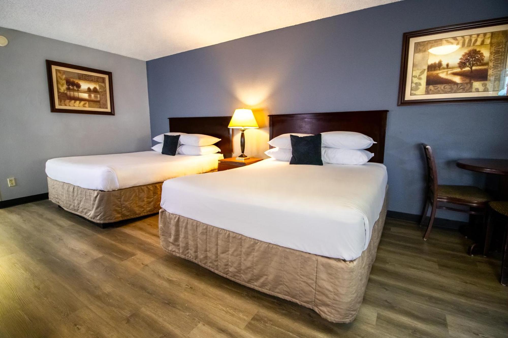 Red Lion Inn & Suites Ванкувер Экстерьер фото
