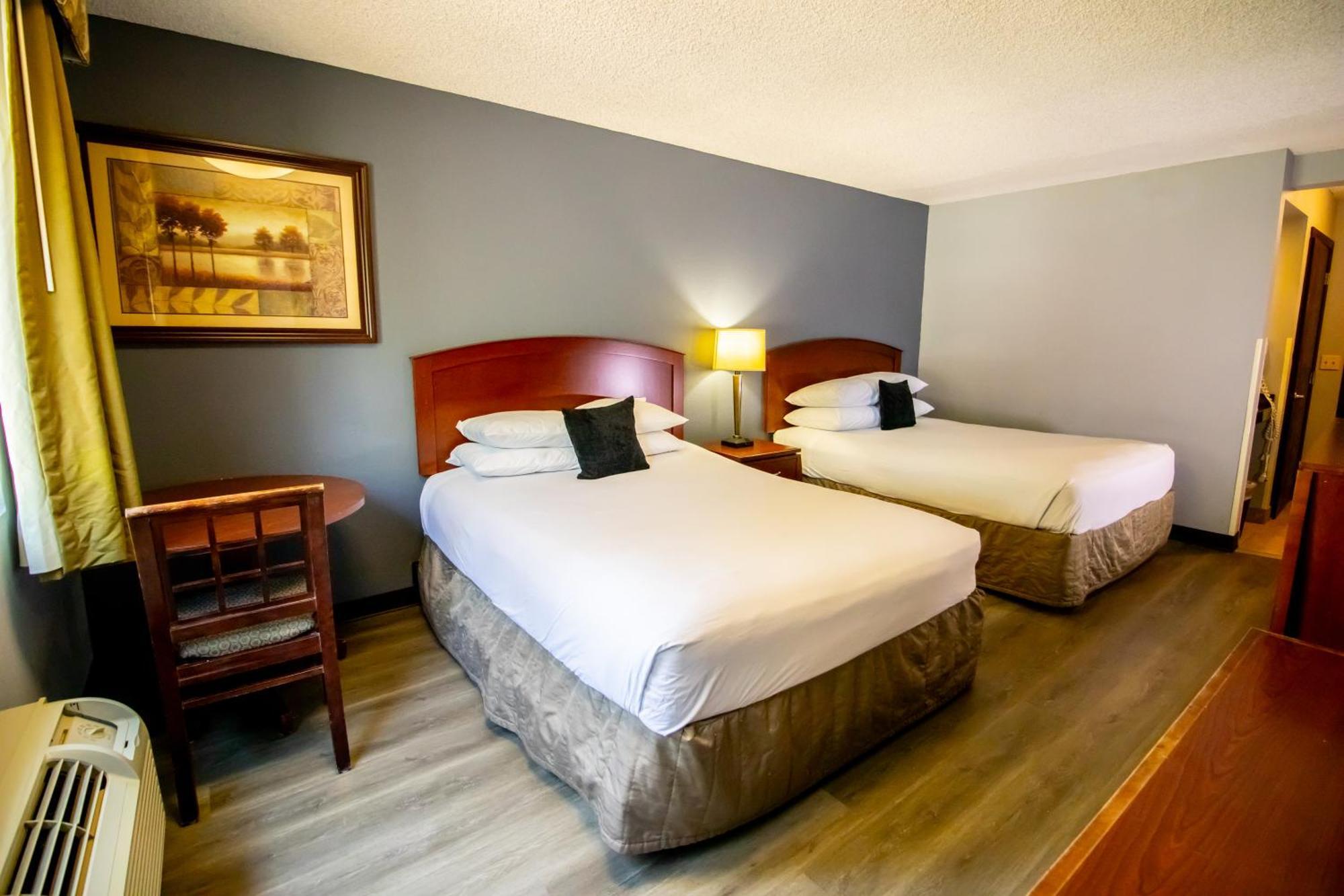 Red Lion Inn & Suites Ванкувер Экстерьер фото