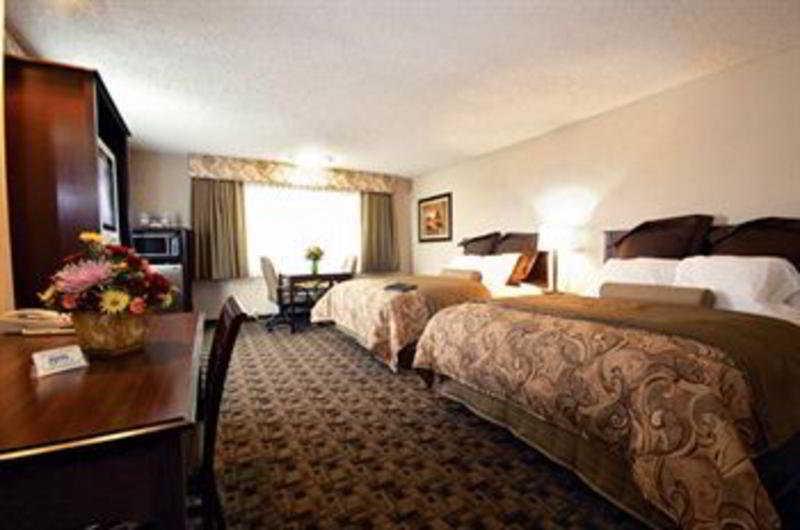 Red Lion Inn & Suites Ванкувер Экстерьер фото