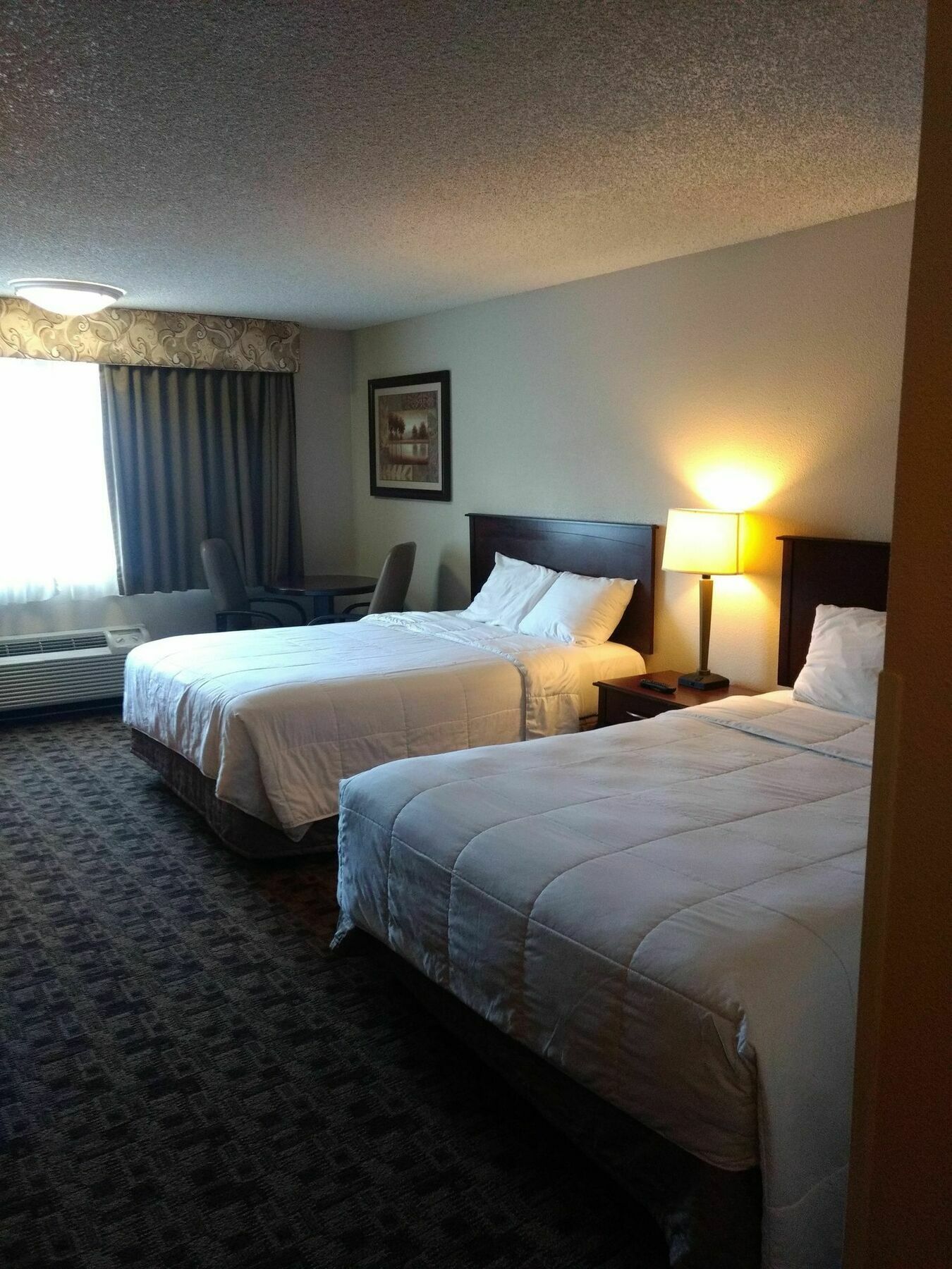 Red Lion Inn & Suites Ванкувер Экстерьер фото
