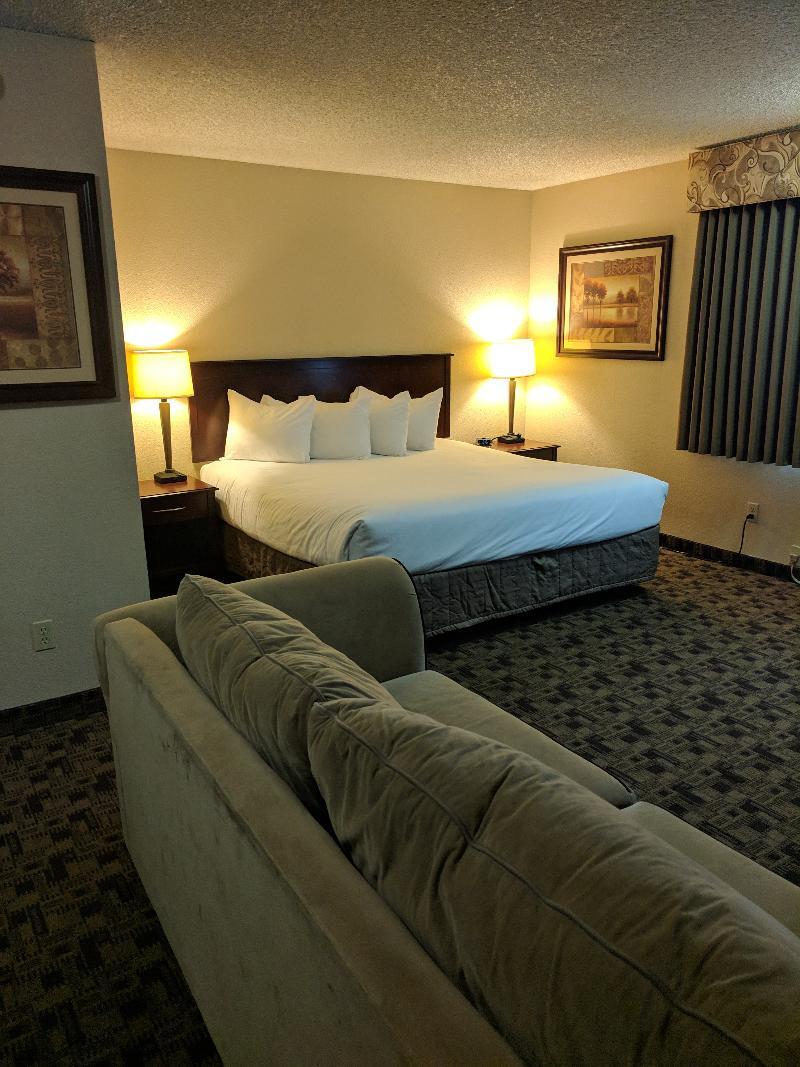 Red Lion Inn & Suites Ванкувер Экстерьер фото